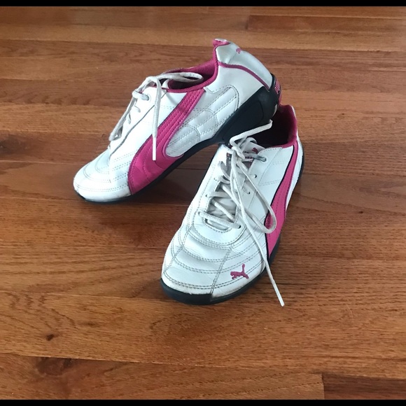 Puma Other - Girls 3 1/2 Puma Sneakers. Can fit size 5 shoe too in women